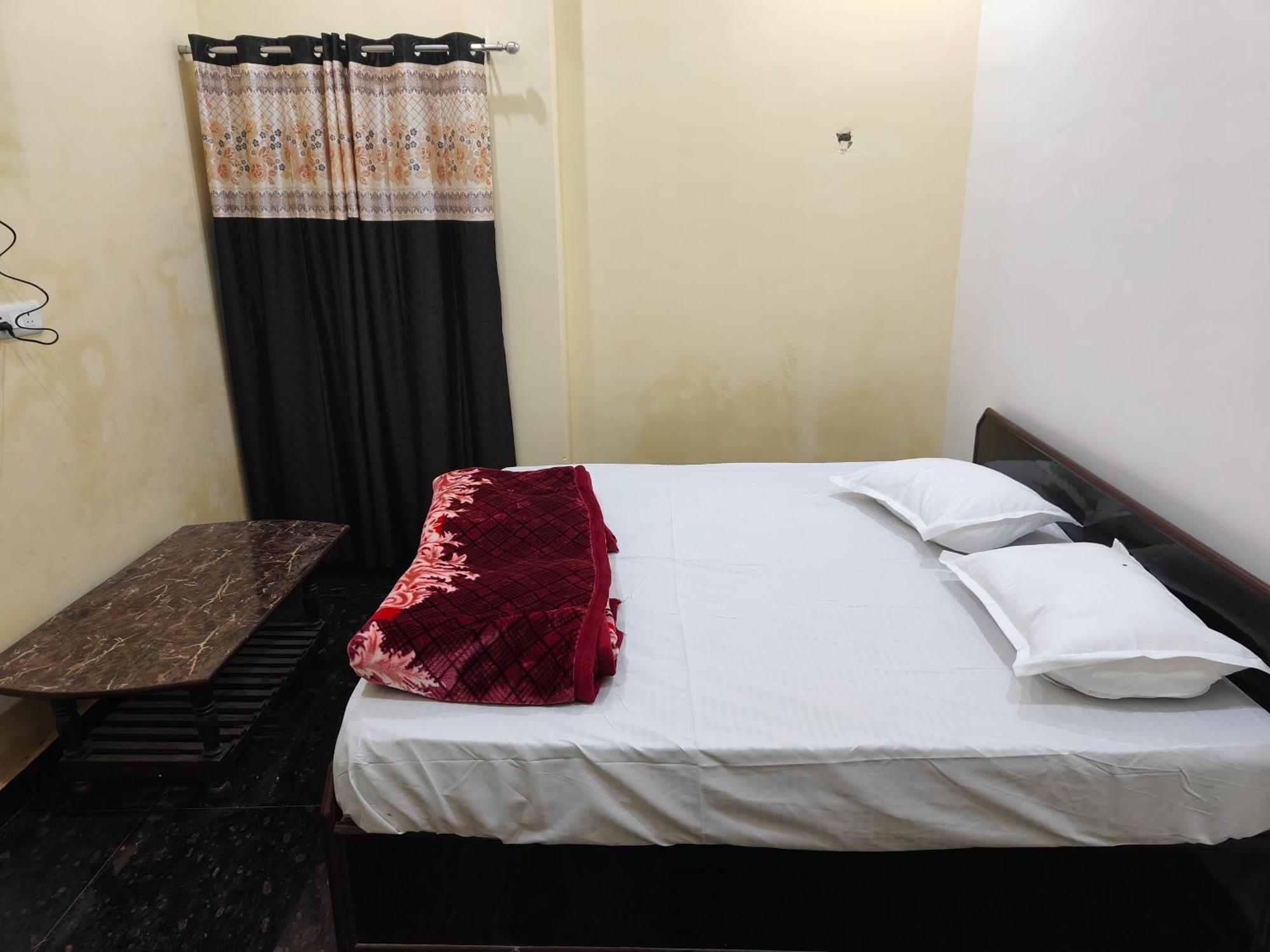 Sky Inn Paying Guest House バラナシ エクステリア 写真
